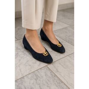 Vintage Salvatore Ferragamo Black Suede Flats 9 AAAA Women Gold Knot Accent